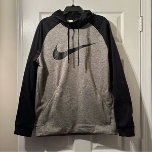 Nike Dry Fit Sweatshirt